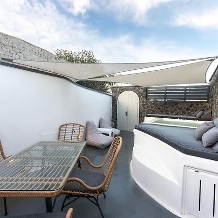 Sun Naam Home Santorini With Heated Jacuzzi Karterádosz Kültér fotó